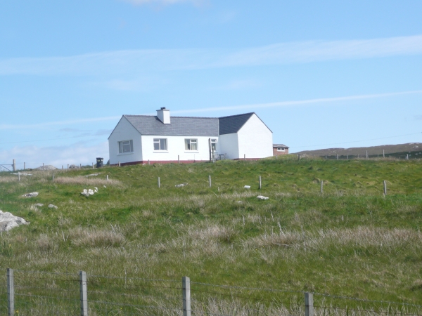 Taigh a' Bhadlaich - South Uist, Looking North